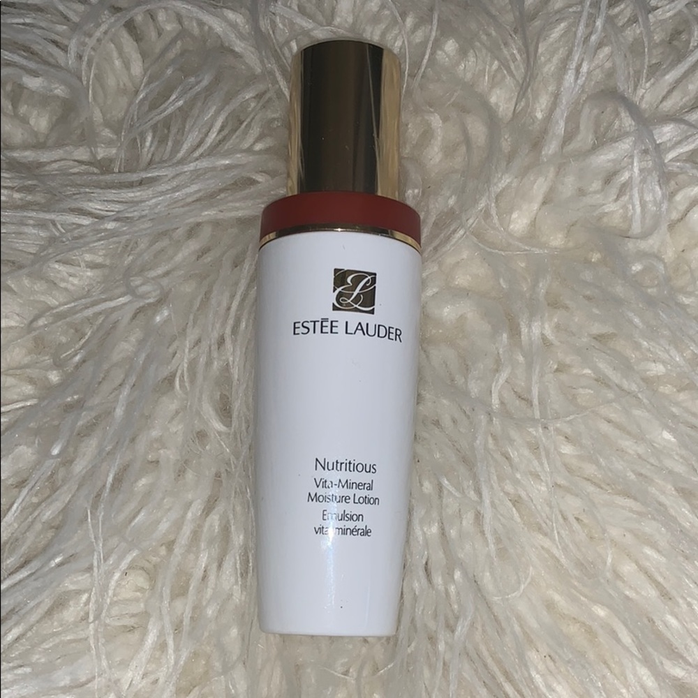 NWOB Estée Lauder Nutritious vita mineral moistur
